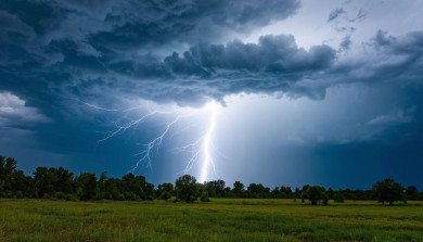 Четыре опасных погодных явления надвигаются на Воронежскую область