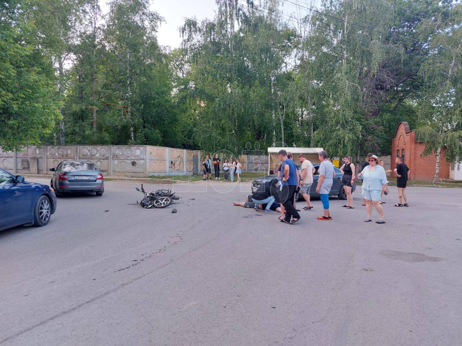 Воронежцы сообщили о жёстком ДТП с мотоциклом