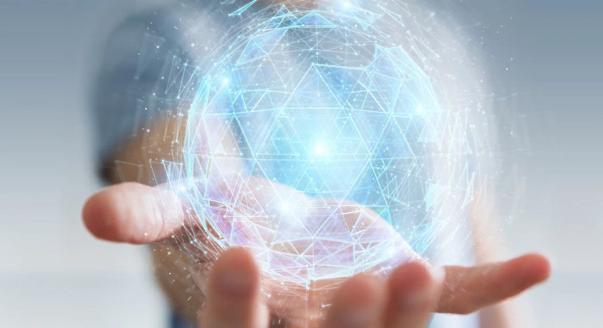 Астролог отметила единственный знак, чья жизнь с 8 июня изменится: большие деньги и новая работа