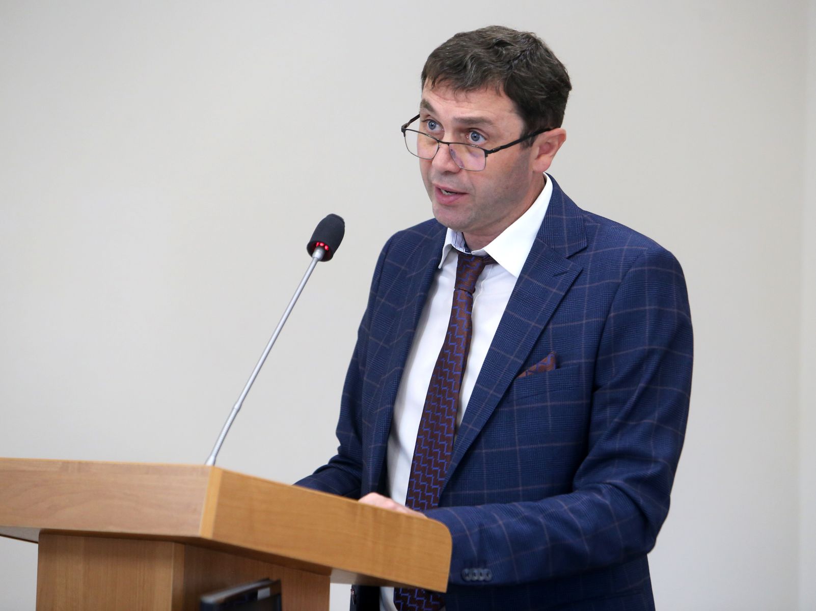 Депутаты Воронежской городской Думы поздравляют главу города Сергея Петрина с юбилеем &nbsp;&nbsp;