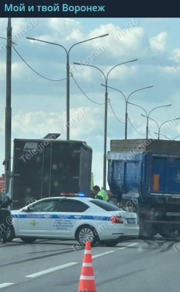 5-километровая пробка сковала воронежскую трассу из-за ДТП