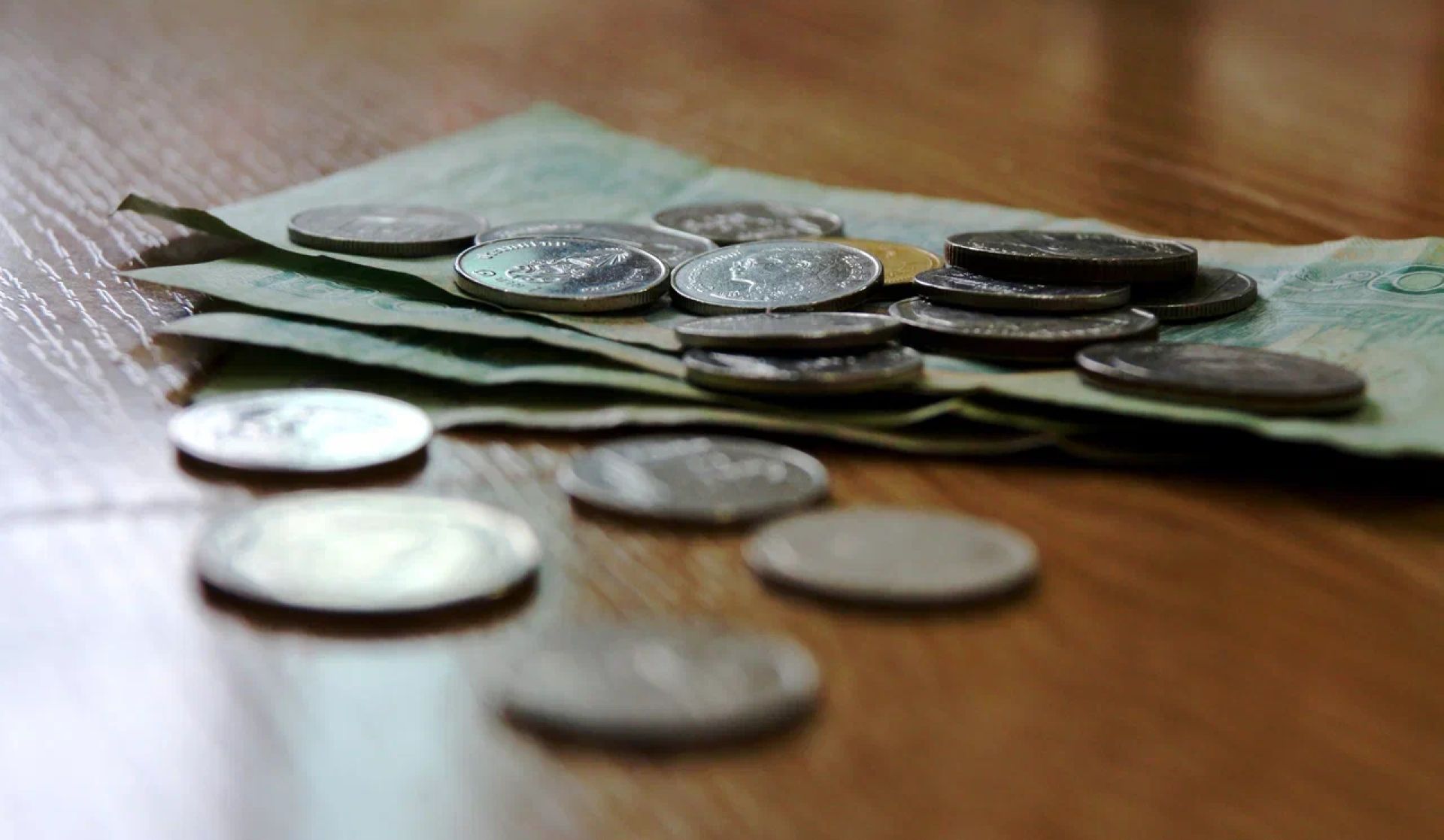 Депутат назвал размер пенсии за выслугу лет