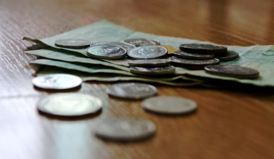 Депутат назвал размер пенсии за выслугу лет