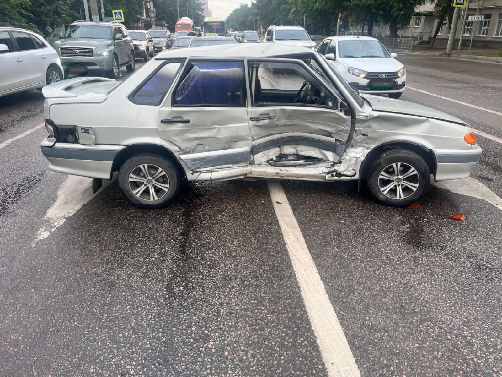 Несколько человек пострадали в&nbsp;массовом ДТП в&nbsp;Воронеже