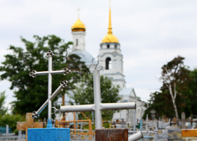 Памятники героев будут выделяться из всех надгробий на белгородских кладбищах