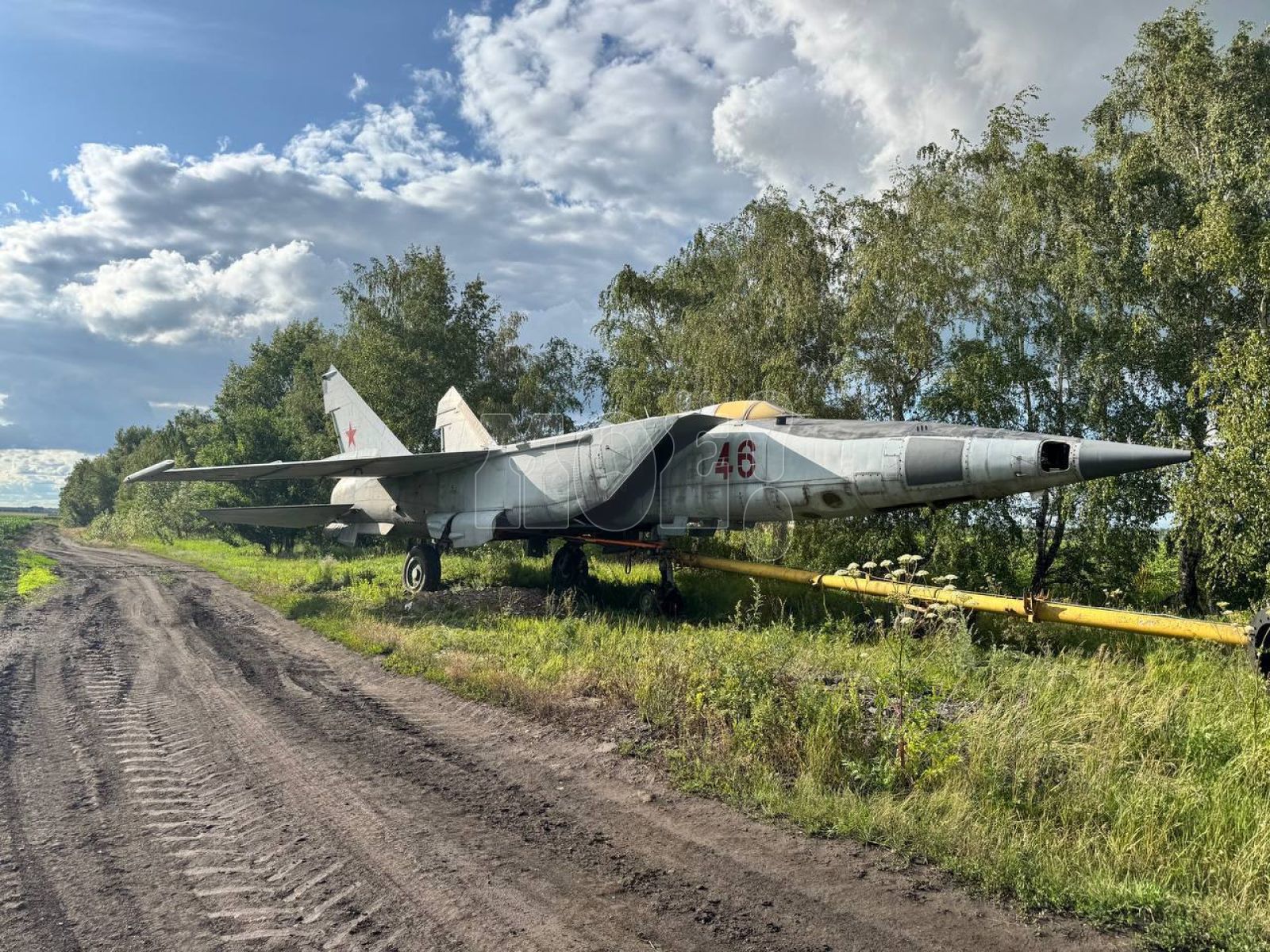 Эпичная транспортировка легендарного самолёта попала на&nbsp;видео в&nbsp;Воронежской области