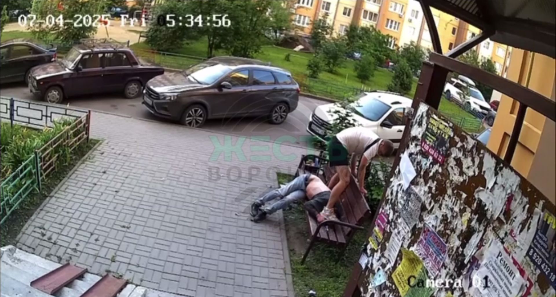 Ногами по голове. Мужчина избил горожанина у подъезда воронежской многоэтажки