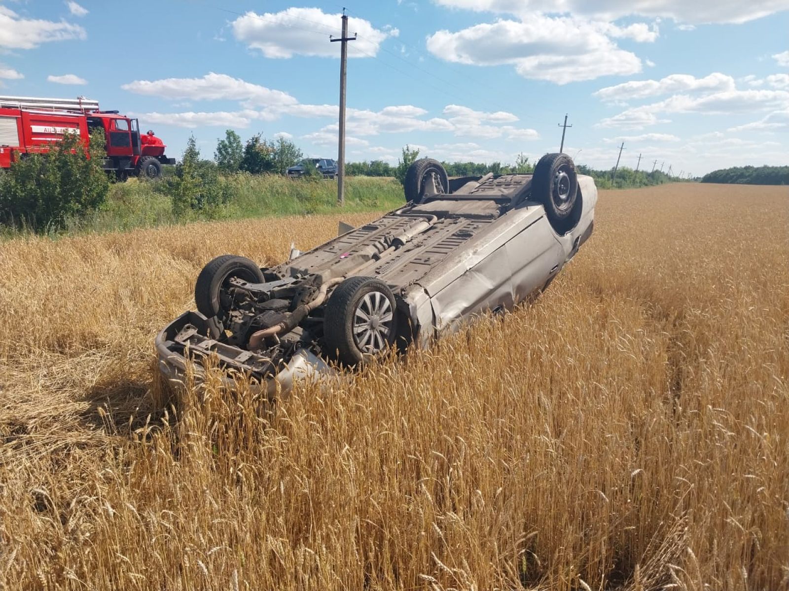 Компания молодёжи попала в больницу после поездки с подругой в Воронежской области