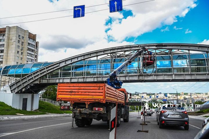 К 5 августа пешеходный мост на проспекте Ватутина в Белгороде засияет архитектурной подсветкой