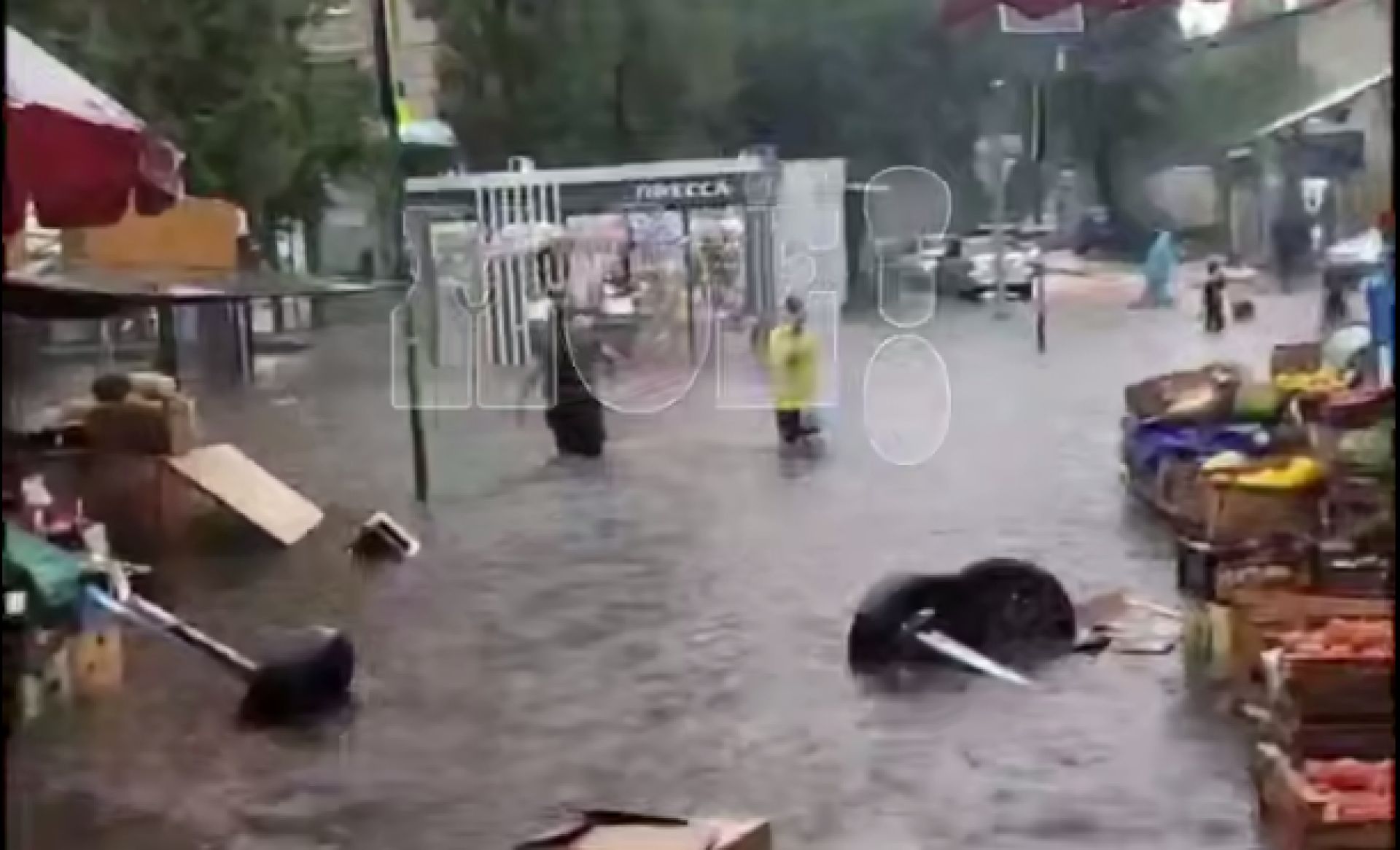 Воронеж ушёл под воду из-за мощного дождя (ВИДЕО)&nbsp;