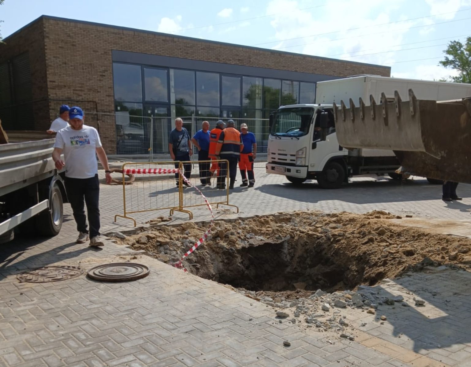 Вокруг будущего воронежского магазина продолжают кипеть страсти