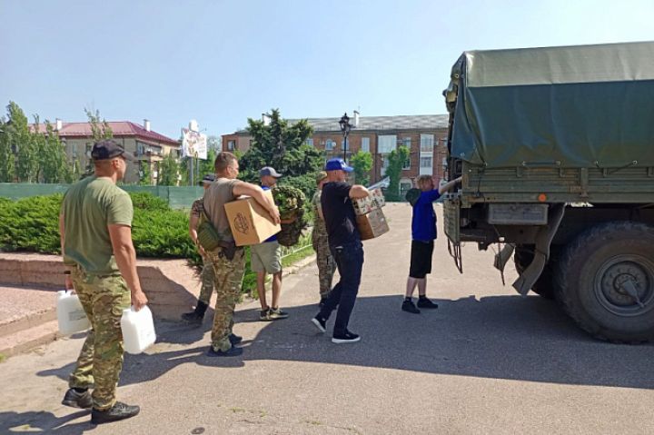 Воронежские депутаты помогли бойцам спецоперации и жителям луганского Северодонецка 
