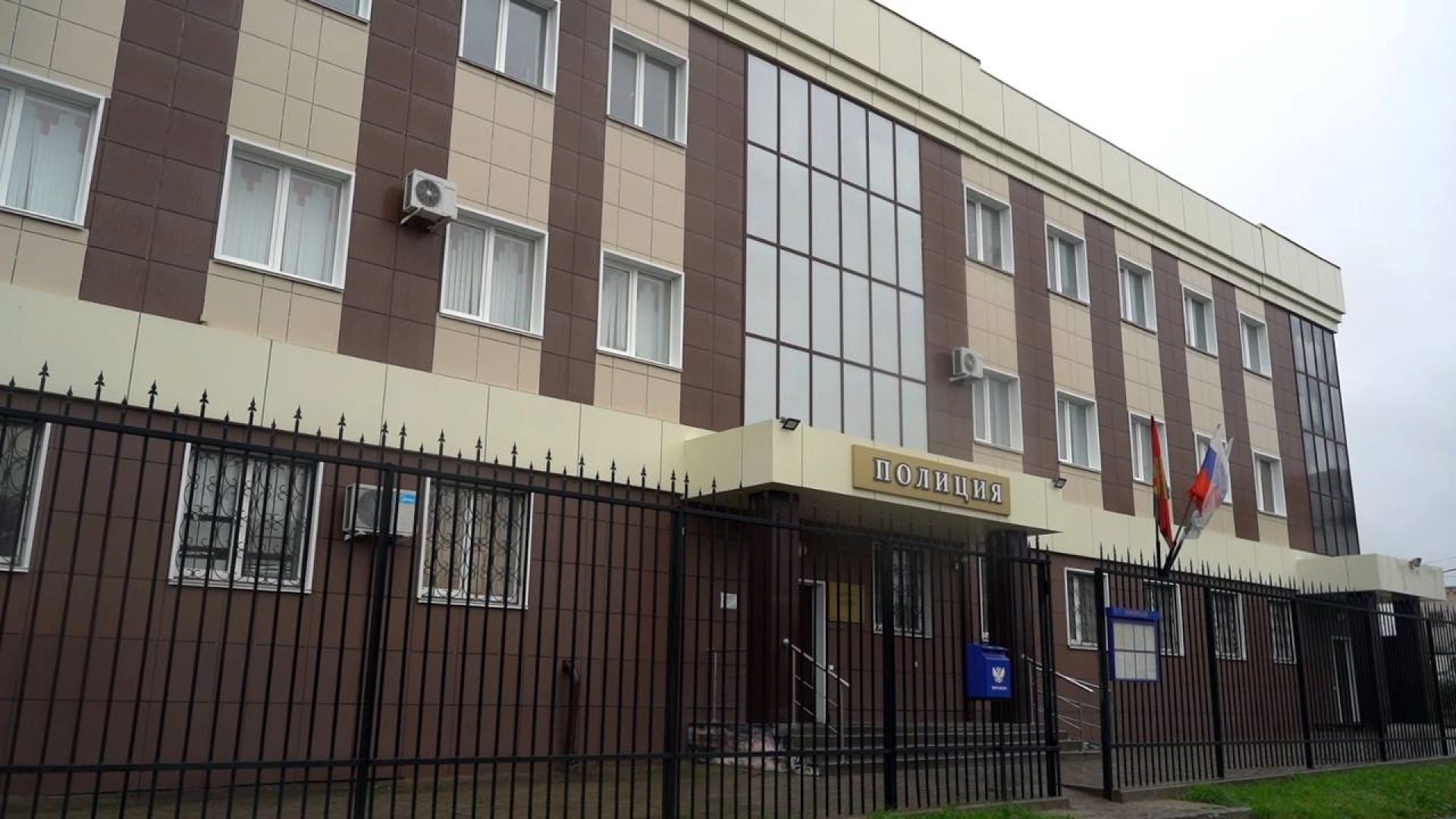 Житель Ельца пытался подкупить гаишников за то, что сел пьяным за руль