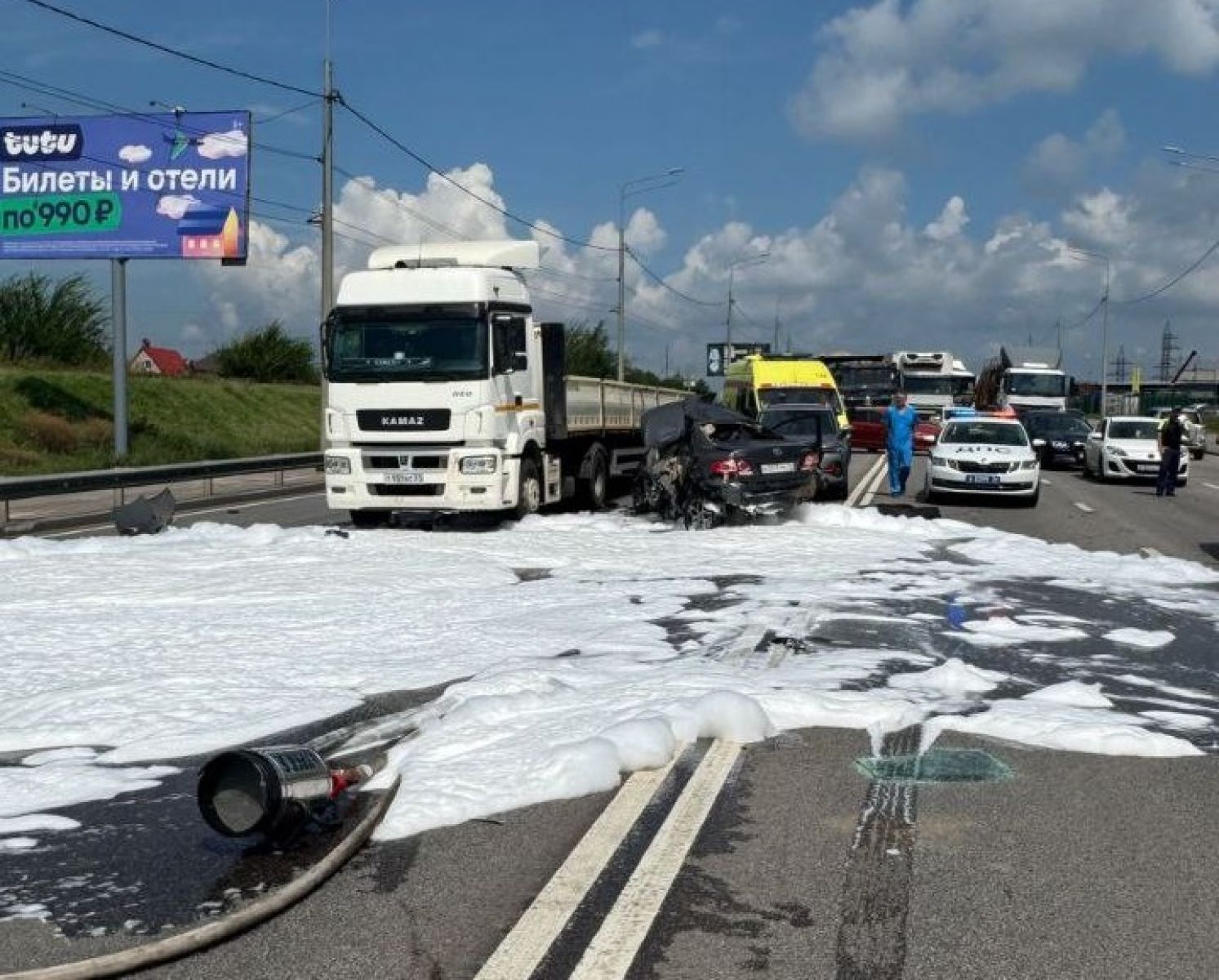 Два человека погибли в&nbsp;страшной массовой аварии на&nbsp;окружной