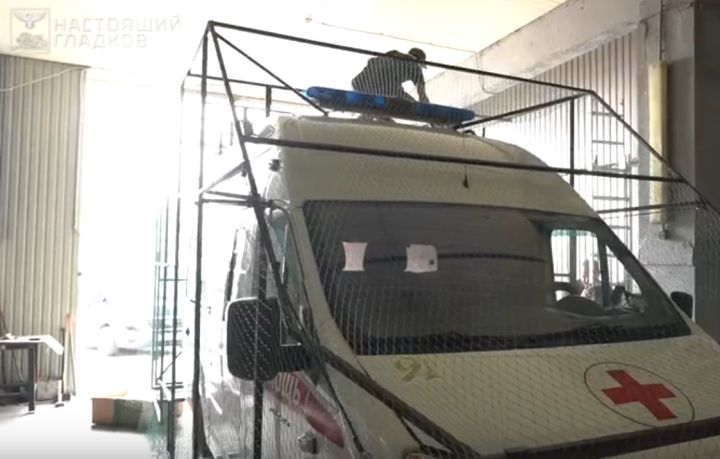 В Белгородской области девять машин скорой помощи оборудовали защитными «мангалами»