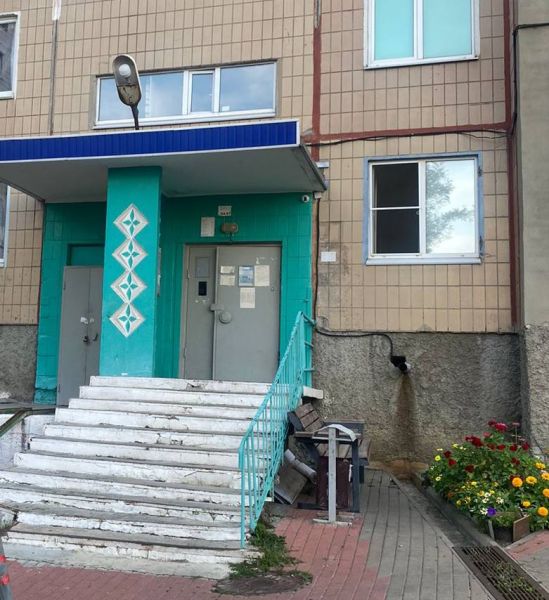 В Старом Осколе администрацию заставят установить пандус для женщины в инвалидной коляске