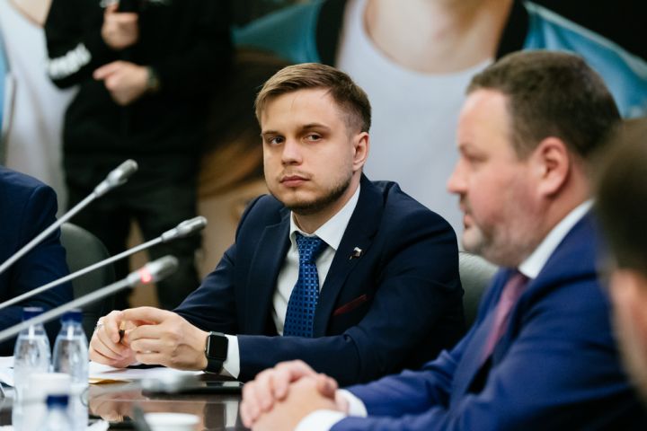 Министру строительства и ЖКХ России предложили компенсировать людям плохую питьевую воду