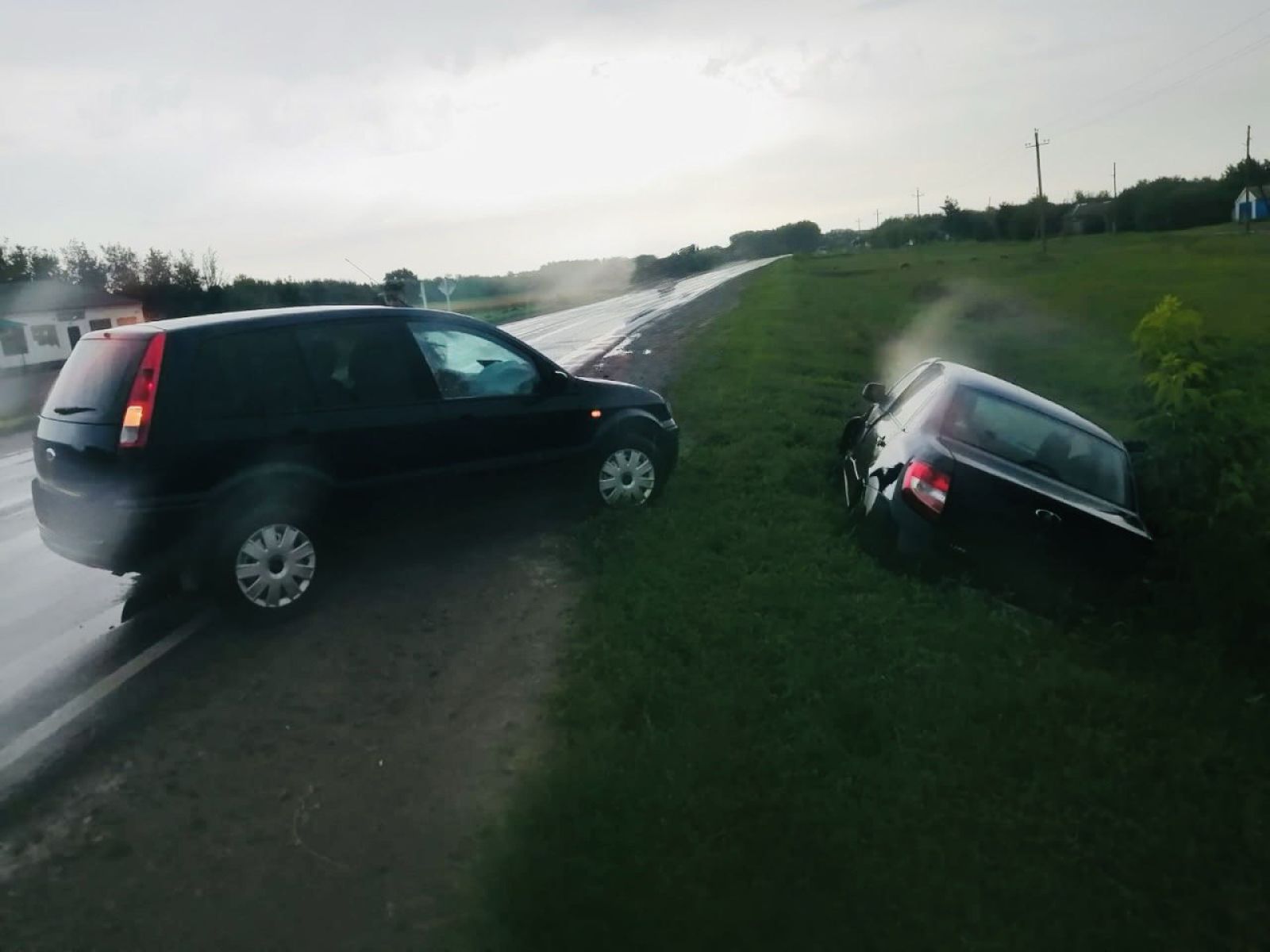 Три человека попали в&nbsp;больницу после жёсткой аварии на&nbsp;встречке в&nbsp;Воронежской области