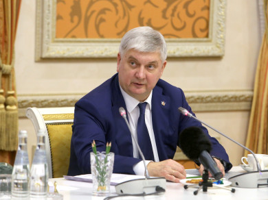 Украинская прокуратура выдвинула обвинения губернатору Воронежской области