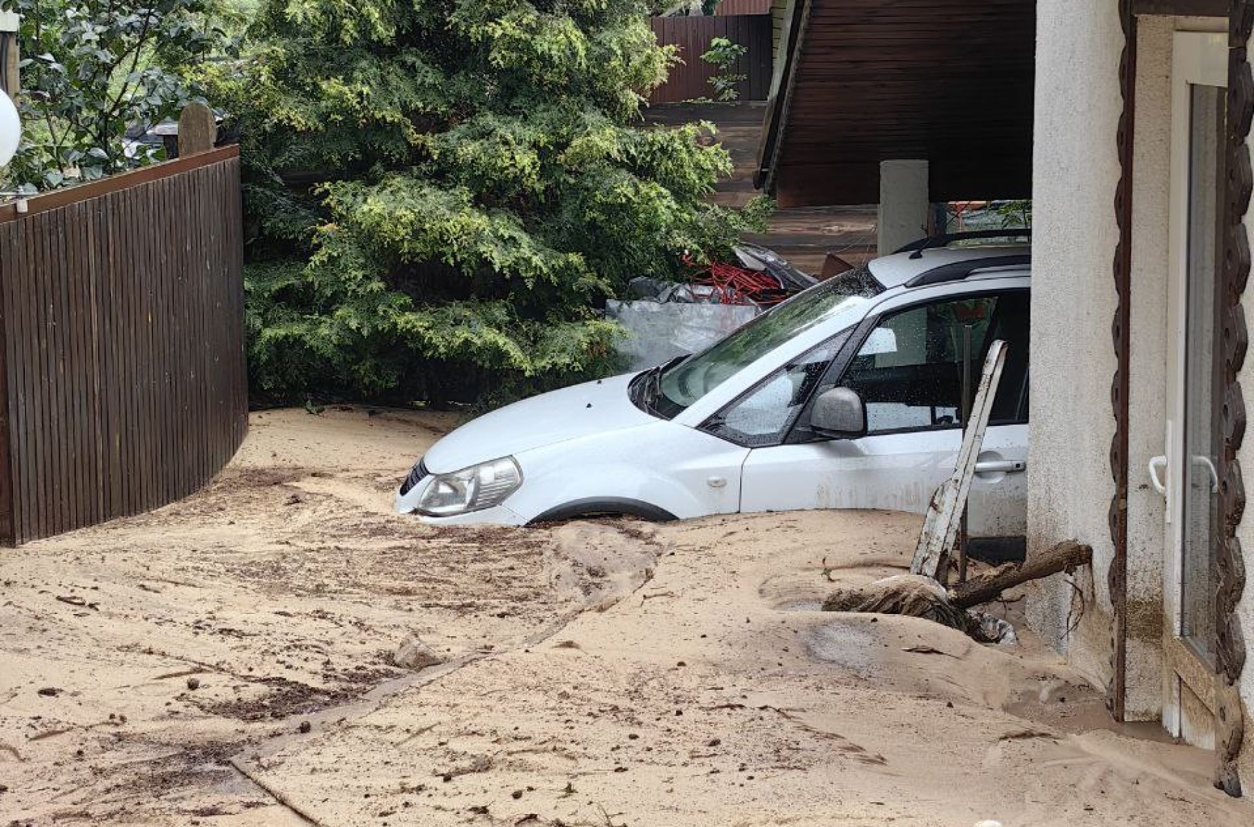 Выяснилось число домов, пострадавших из-за схода селя под Воронежем