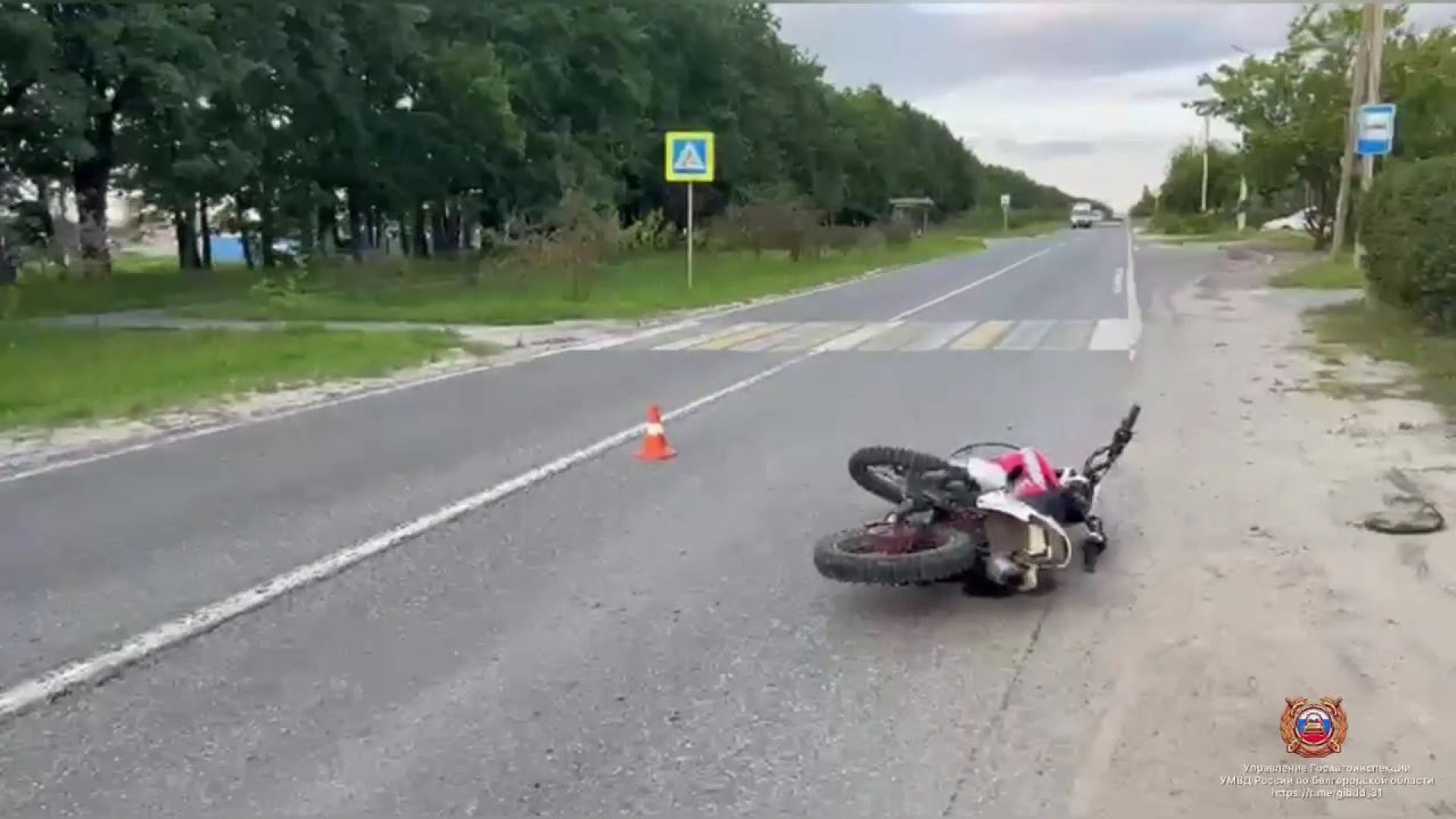 В Старом Осколе 13-летний школьник без прав врезался в раритетную «Волгу»