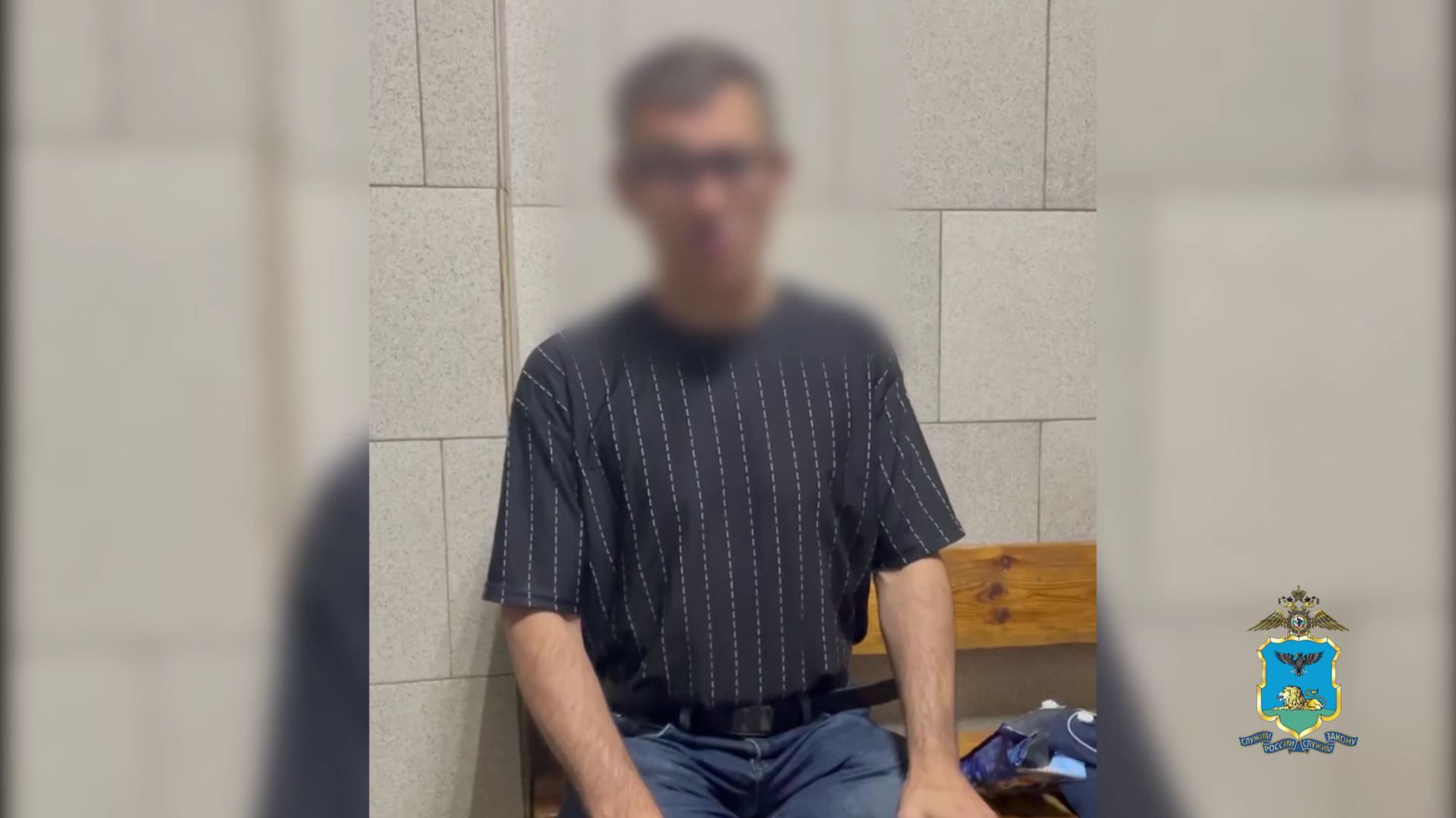 Голому белгородцу грозит 15 суток за водные процедуры в фонтане