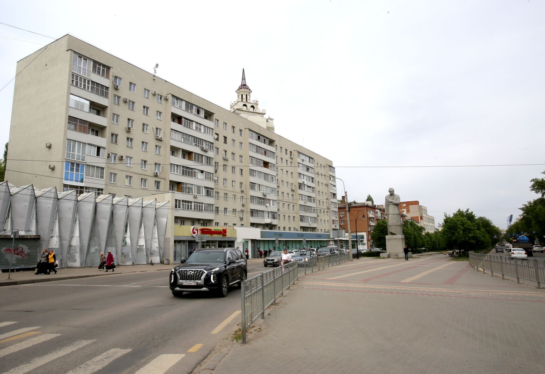 Воронежцы сообщили о внезапном перекрытии улицы в центре города&nbsp;