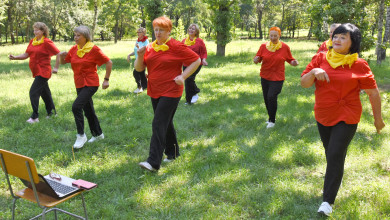 Как воронежские пенсионерки украшают свою жизнь и продлевают молодость