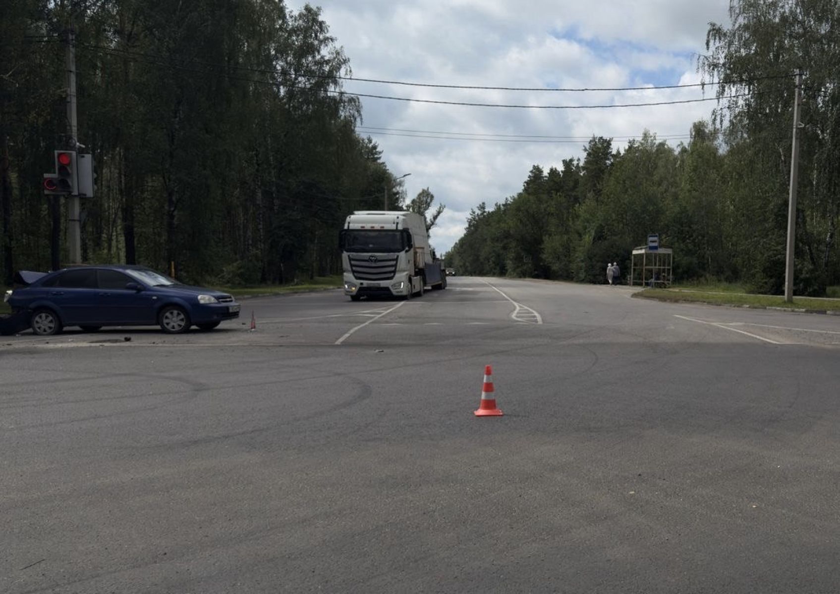 Массовое ДТП случилось из-за проезда на красный в Воронеже