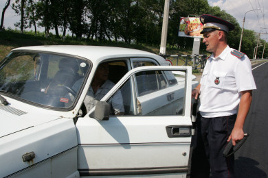 Главное за ночь. Части россиян запретят водить авто с 1 сентября