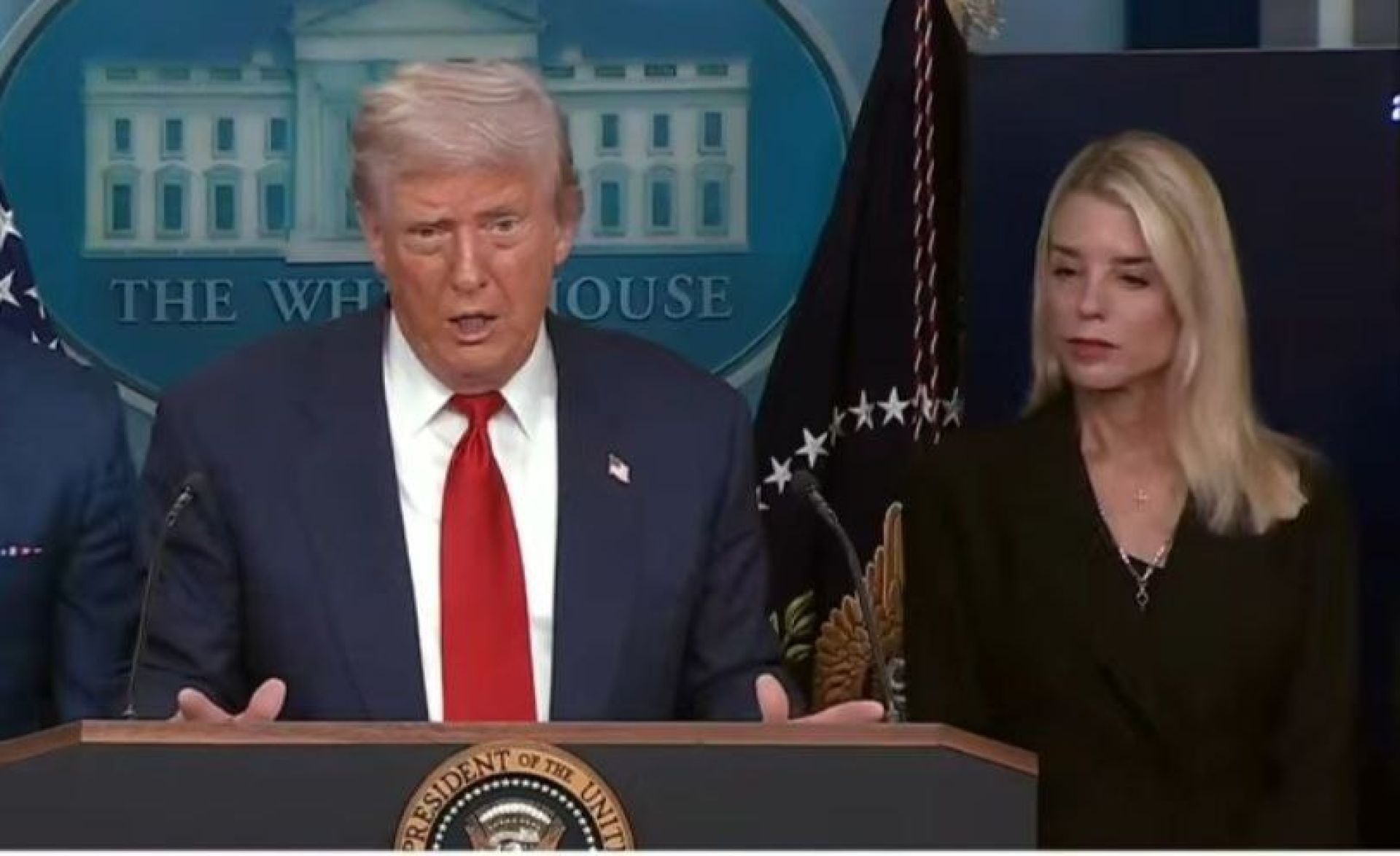 Очень важное решение. Трамп рассказал, что&nbsp;сделает, если не&nbsp;разрешится украинский кризис