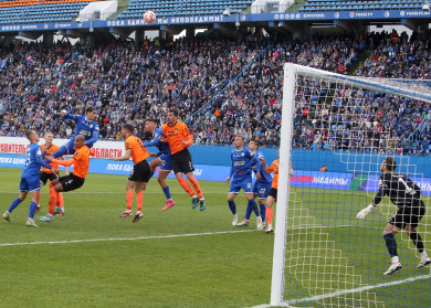 Важнейшая игра сезона. Воронежский «Факел» встретится с главным конкурентом за первое место в ФНЛ