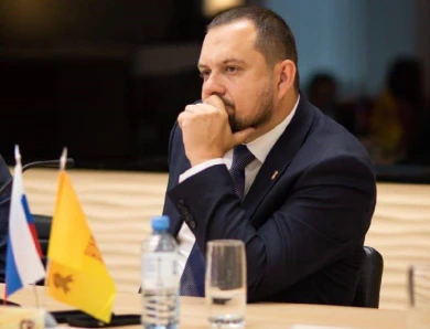 «Пора перетряхнуть минздрав Воронежской области», — кандидат от «СР-ЗП» Дмитрий Кухаренко 