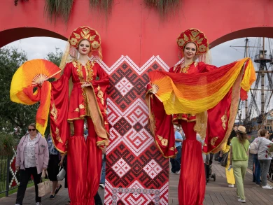 От пауков до заплывов «драконов»: что происходит на «Городе-саде» в Воронеже
