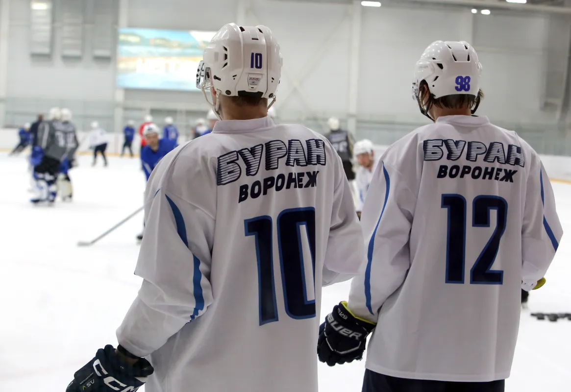 Воронежский «Буран» выиграл вторую домашнюю игру