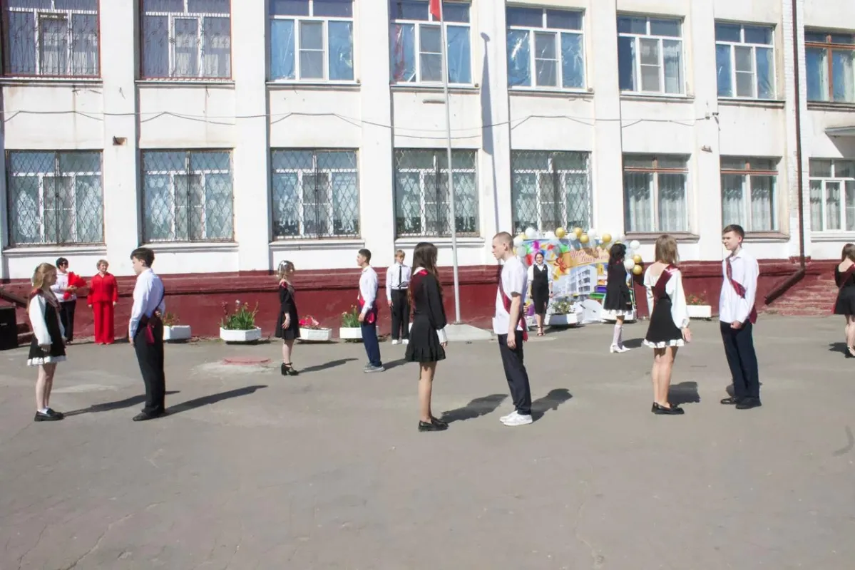 Силовики искали взрывное устройство в липецкой школе