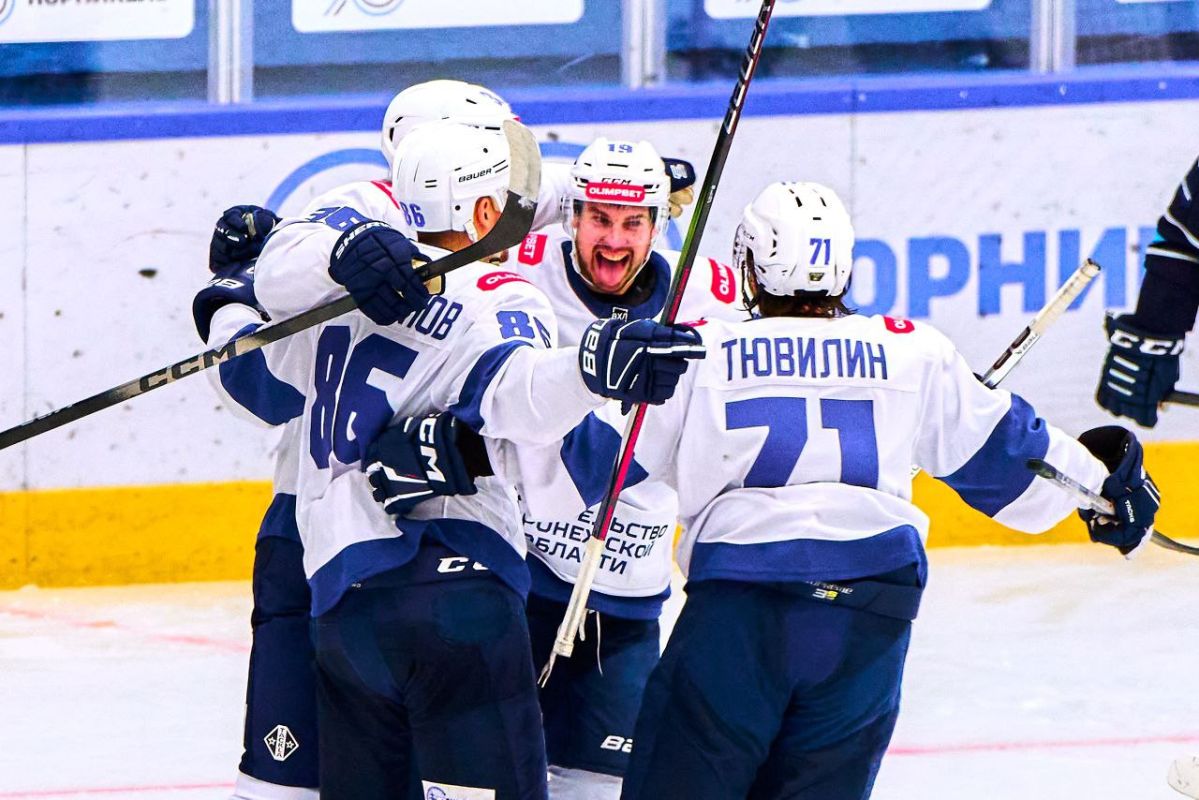 Воронежский «Буран» с&nbsp;победы начал трудное турне по&nbsp;Сибири