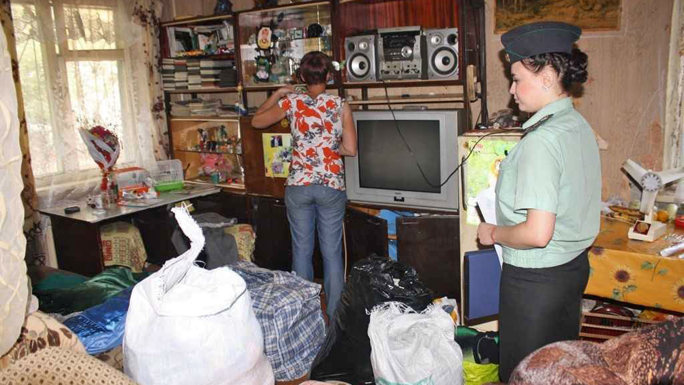 Воронежцев начали выселять из квартир за долги