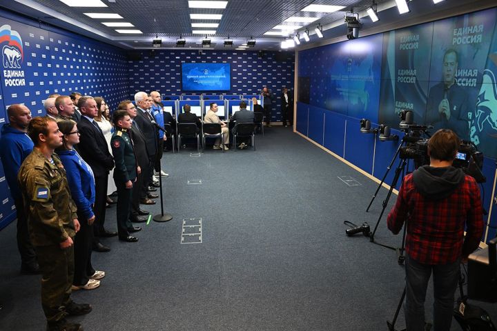 Дмитрий Медведев: граждане выразили доверие кандидатам, прошедшим СВО