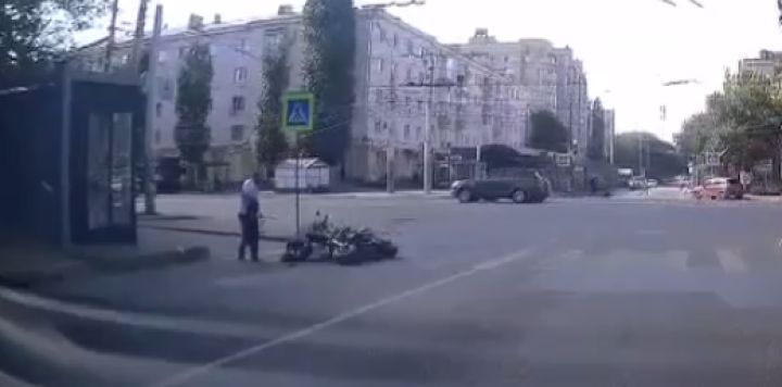 «Он должен быть наказан». Сбитая электромопедом жительница Воронежа высказалась о ДТП (ВИДЕО)