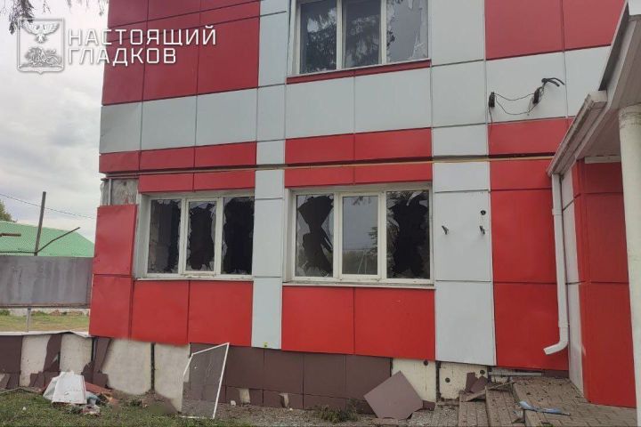 Беспилотник ВСУ атаковал административное здание предприятия в селе Никольском Белгородской области