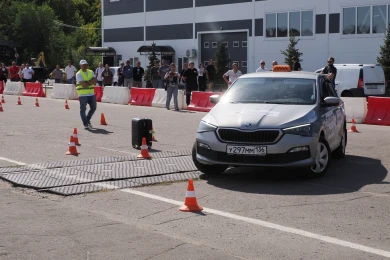 Назвали лучшего таксиста Воронежской области