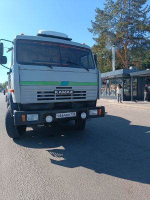 Автохам на бетономешалке вывел воронежцев из себя 