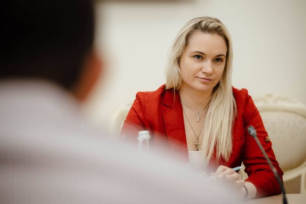 Олимпийская чемпионка Евгения Ламонова назначена сенатором от Курской области