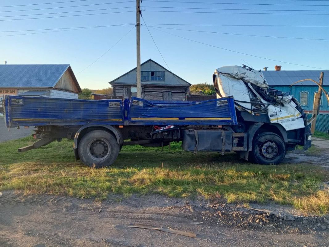 Фура опрокинулась на трассе Тамбов – Пенза под Кирсановом