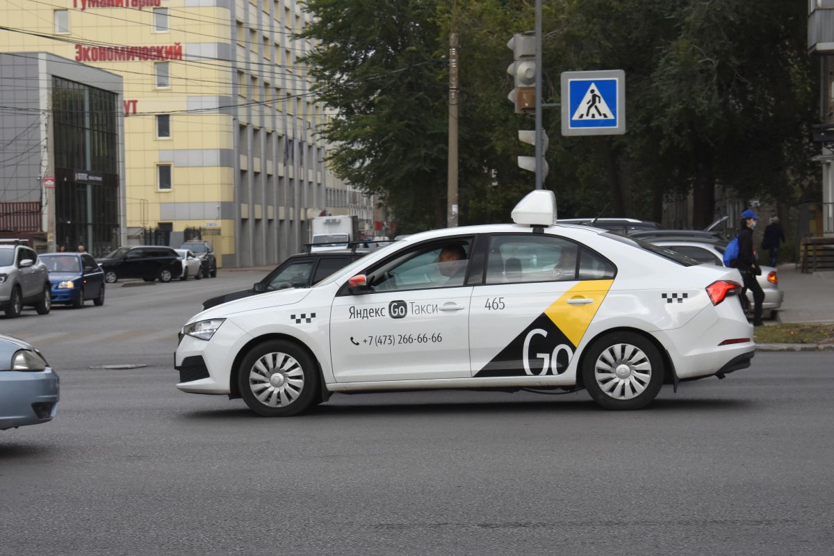 Цены на такси взлетели в Воронеже
