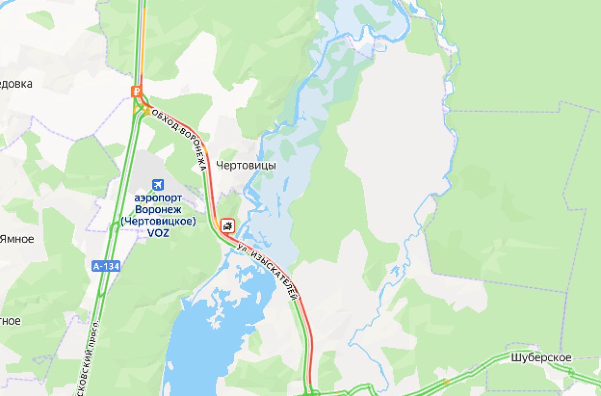 Гигантская 14-километровая пробка образовалась на выезде из Воронеже