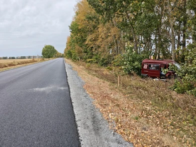 8-летний ребёнок пострадал в ДТП с «ГАЗелью», влетевшей в дерево под Воронежем