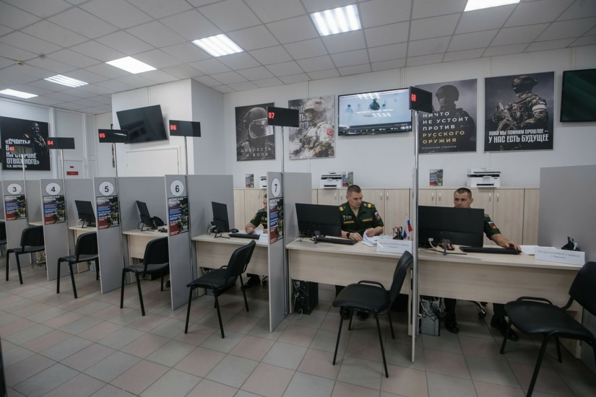 До 2,5 миллиона увеличили выплаты воронежским добровольцам-контрактникам