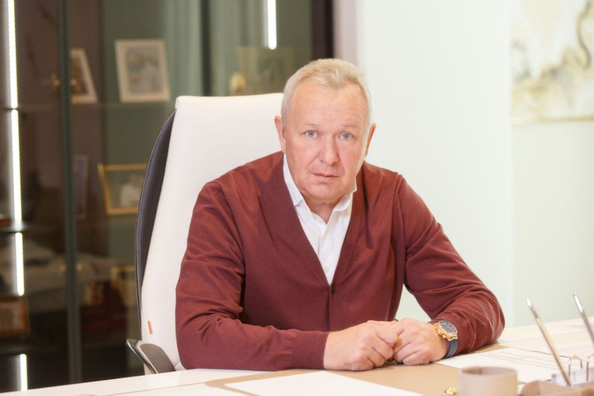 Руководитель, которому доверяют: Александр Цыбань отмечает день рождения